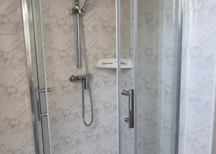 Maycherry שיופוק